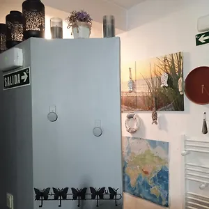 Apartamento Bajera-loft No Comfortable Con La Verja En La Entrada,,no Lujosa,vieja,sin Reforma, Con Cedula De Habitabilidad Preparada Para Alojamiento No No Hostal No Apartamento El Precio Coincide Con Calidad Y Calificaciones Trato Familiar,como En Tu Cas, Pamplona